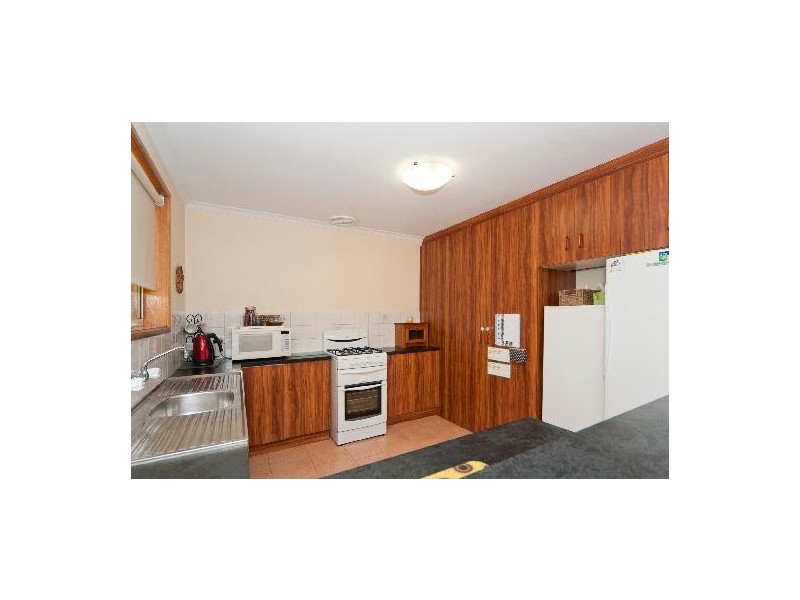 8 Robinson Road, Willaston SA 5118