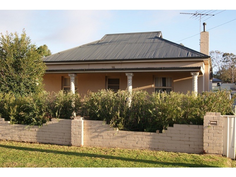 16 Davies Street, Willaston SA 5118