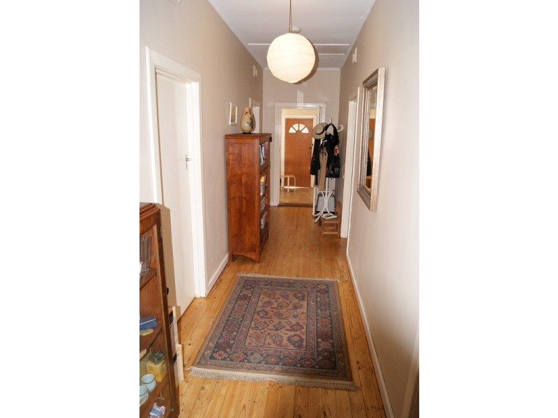 16 Davies Street, Willaston SA 5118