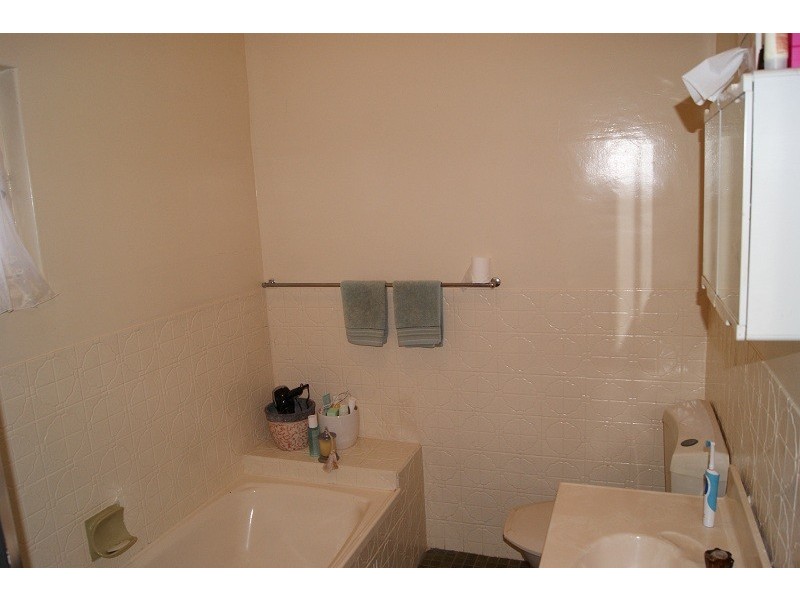 16 Davies Street, Willaston SA 5118