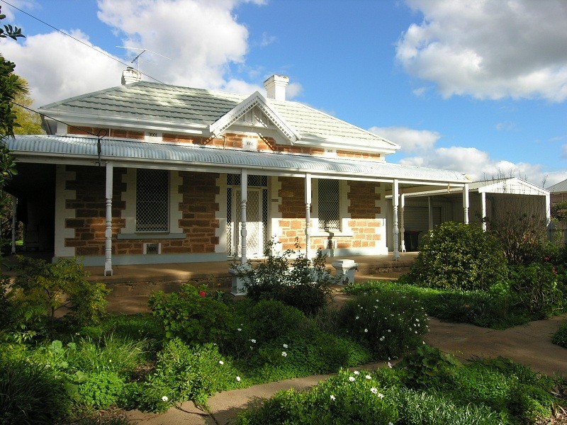 15 Albert Street, Hamley Bridge SA 5401