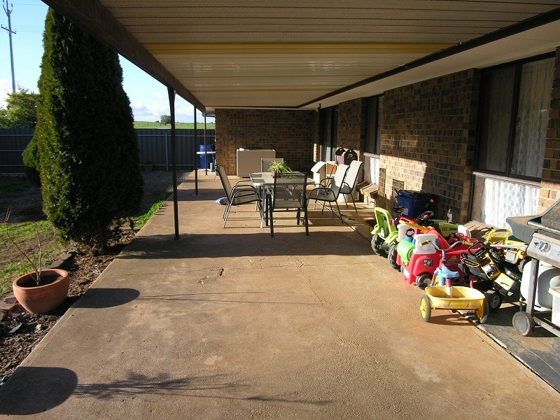 82 Clare Road, Kapunda SA 5373