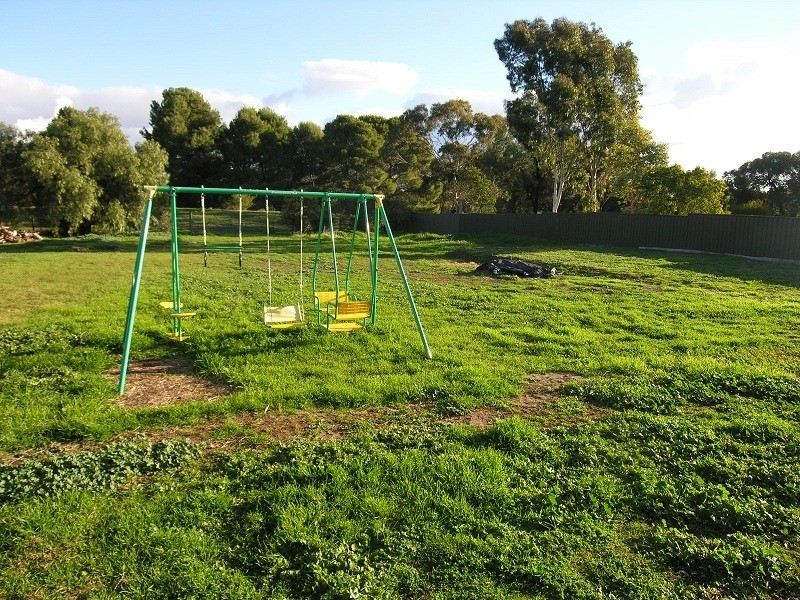 82 Clare Road, Kapunda SA 5373