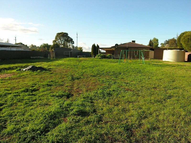 82 Clare Road, Kapunda SA 5373