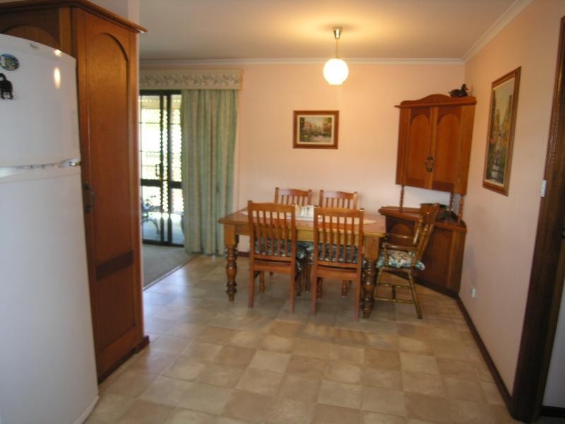 98 Murray Road, Willaston SA 5118