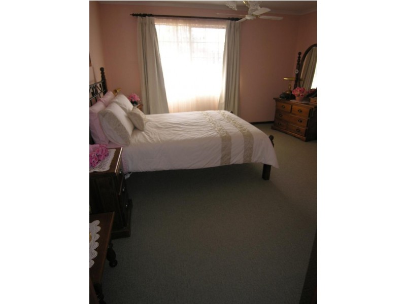 98 Murray Road, Willaston SA 5118