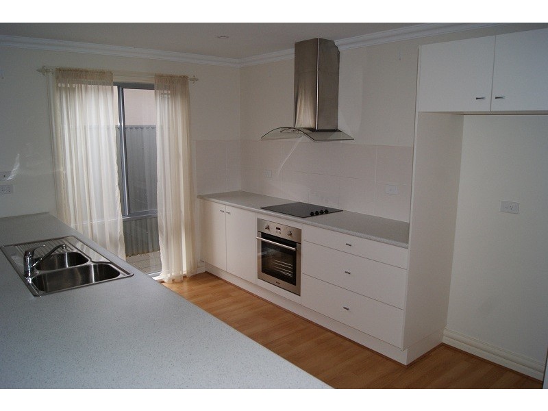 10C Barker Street, Willaston SA 5118