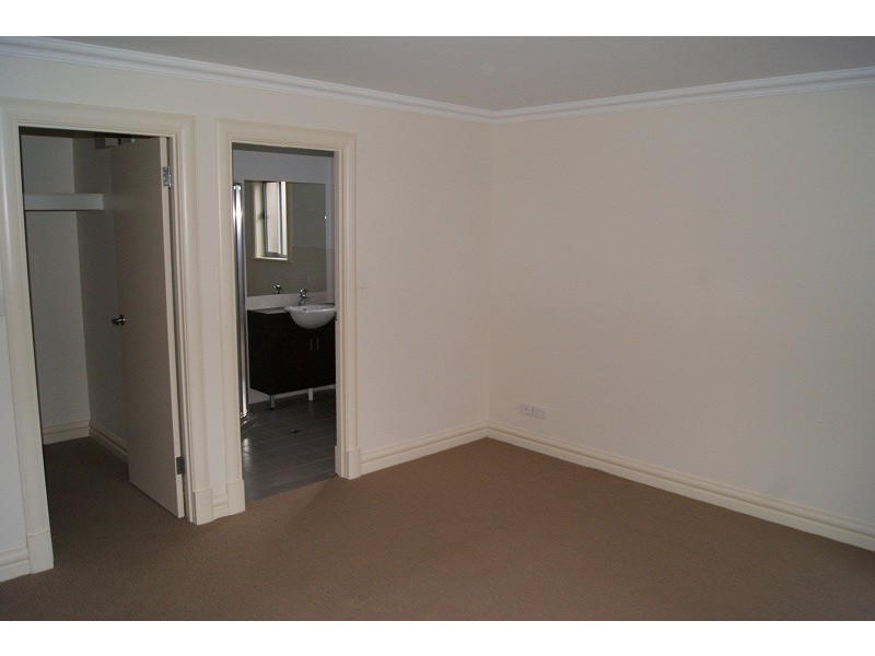 10C Barker Street, Willaston SA 5118