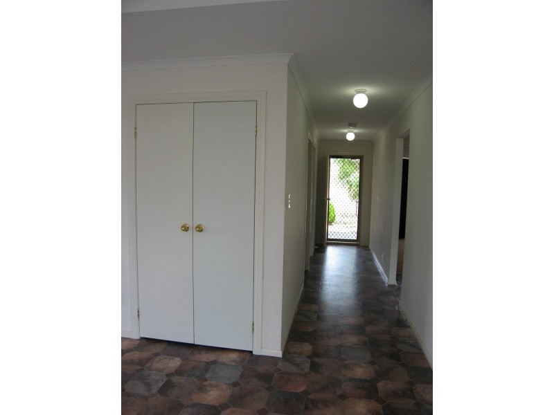 19 Whinnen Street, Evanston Park SA 5116