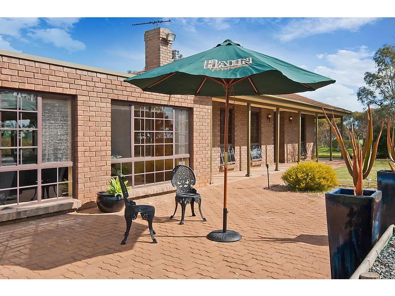 75 Bache Road, Reeves Plains SA 5502