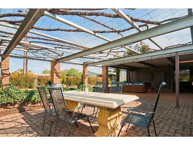 75 Bache Road, Reeves Plains SA 5502