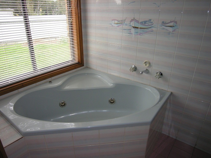 8 Erina Court, Lewiston SA 5501