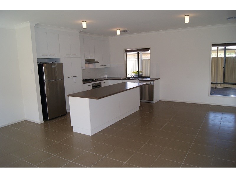 16C Davies Street, Willaston SA 5118