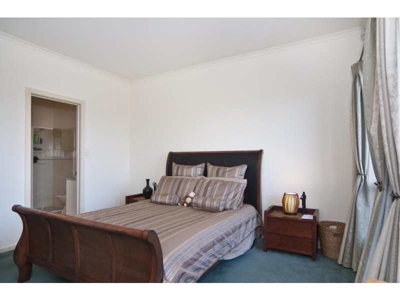 19 Falcon Drive, Hewett SA 5118