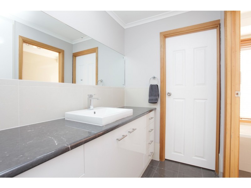 140 Main North Road, Willaston SA 5118