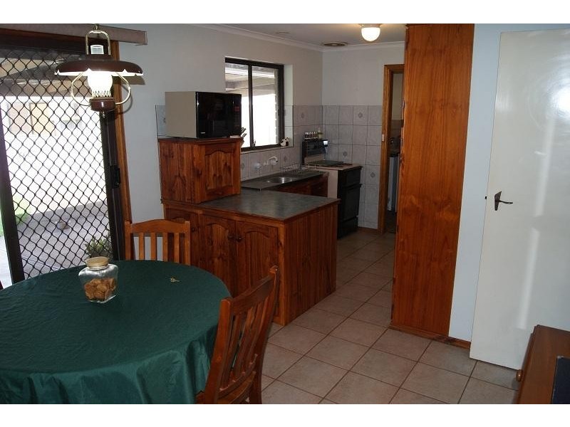 4 Young Terrace, Evanston Gardens SA 5116