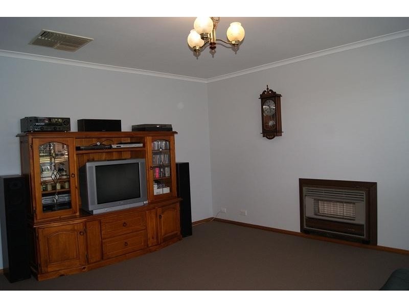 4 Young Terrace, Evanston Gardens SA 5116