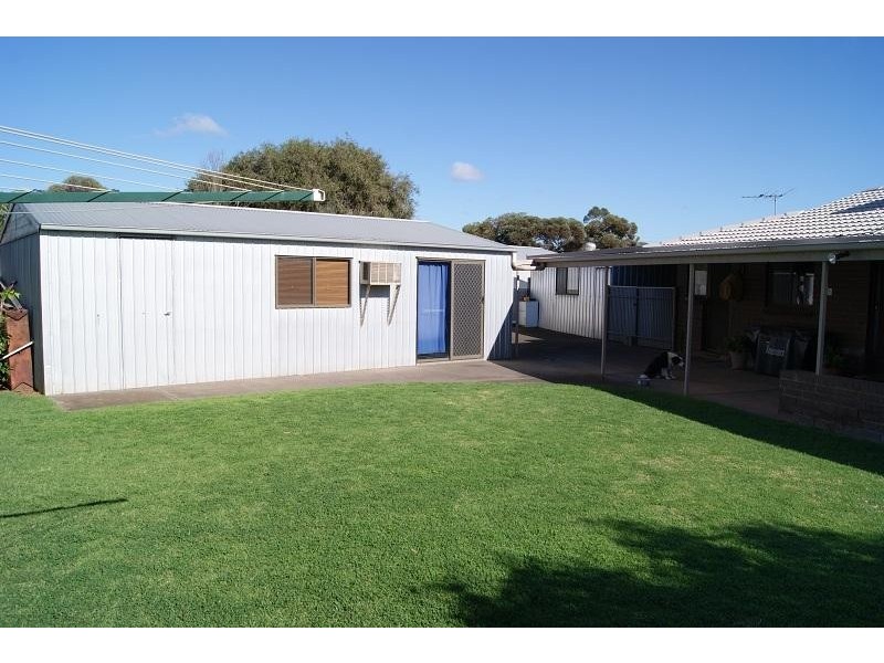 4 Young Terrace, Evanston Gardens SA 5116