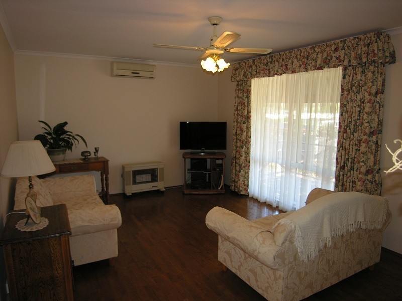 17 Frederick Street, Greenock SA 5360