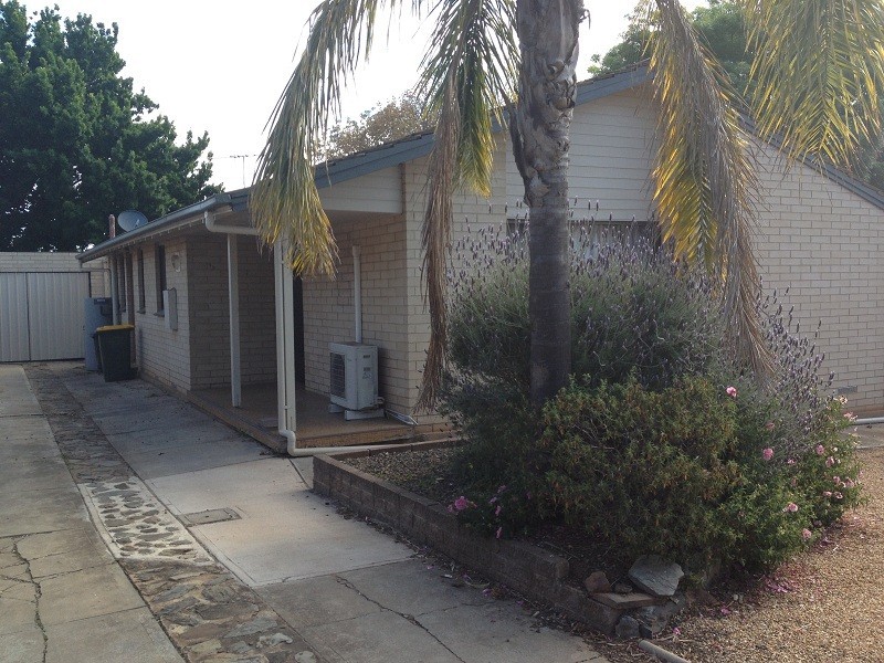 48 St Albans Road, Evanston Park SA 5116