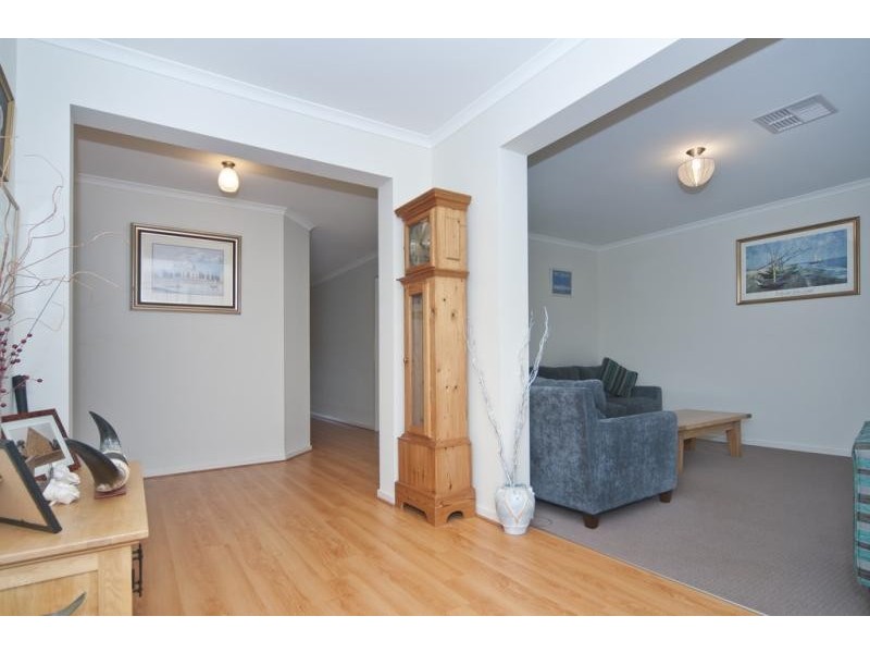 30 Lorikeet Grove, Hewett SA 5118