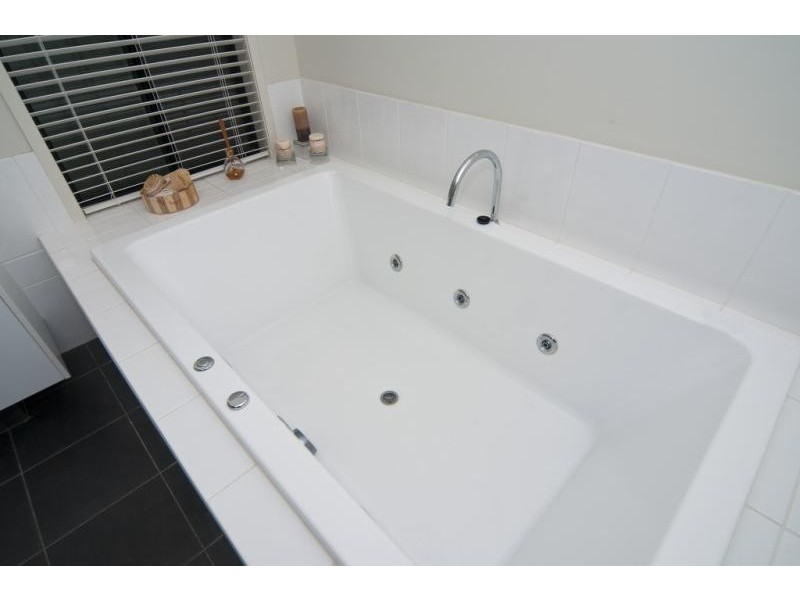 30 Lorikeet Grove, Hewett SA 5118