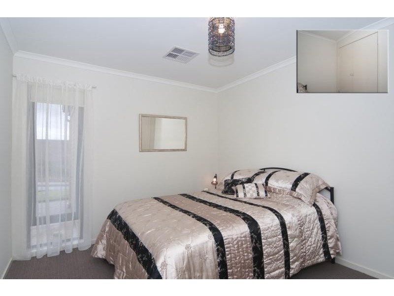 30 Lorikeet Grove, Hewett SA 5118