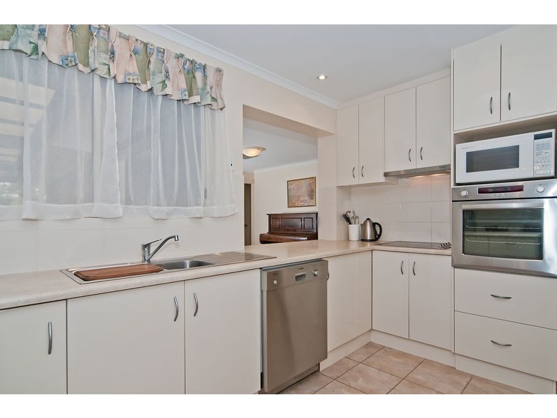 11 Greenways Street, Evanston Park SA 5116