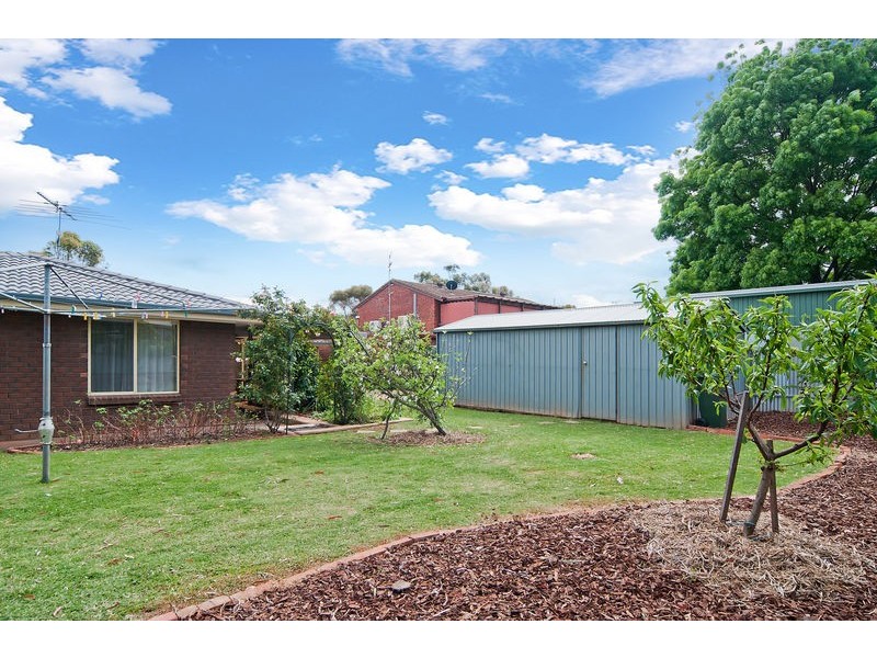 11 Greenways Street, Evanston Park SA 5116