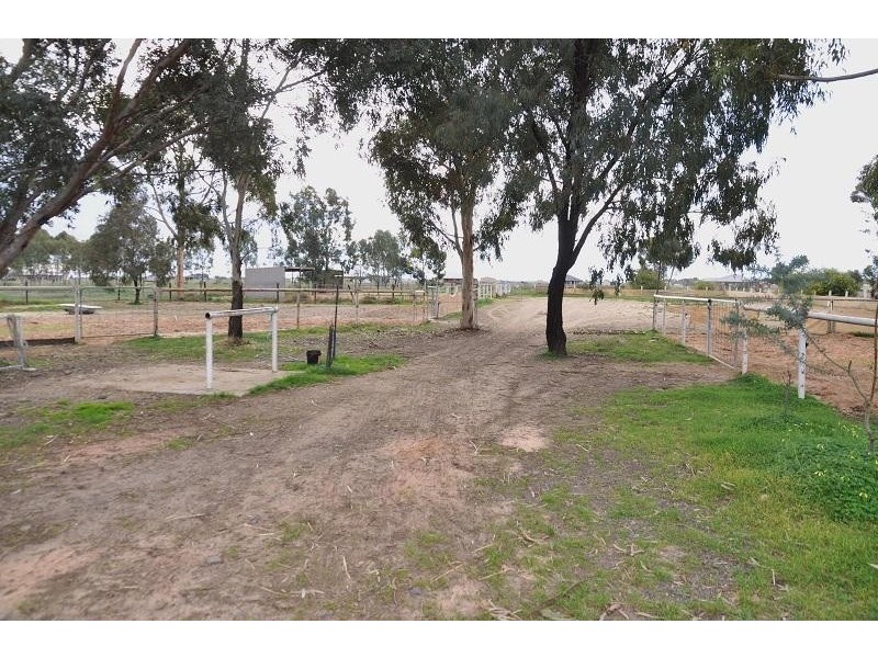 9 Hancock Drive, Lewiston SA 5501