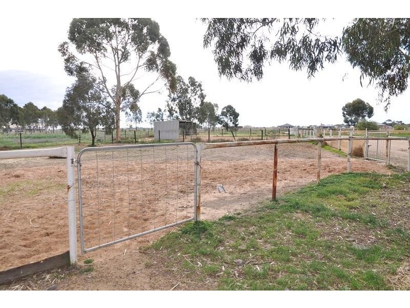 9 Hancock Drive, Lewiston SA 5501