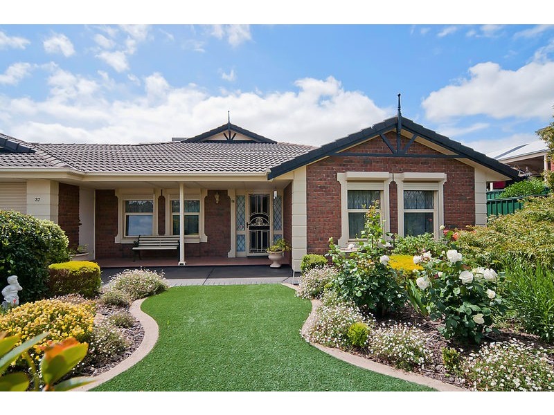 37 William Dyer Drive, Williamstown SA 5351