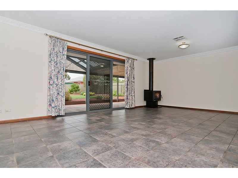 3 Smart Court, Evanston Park SA 5116