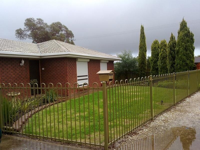 2 Rau Avenue, Evanston SA 5116