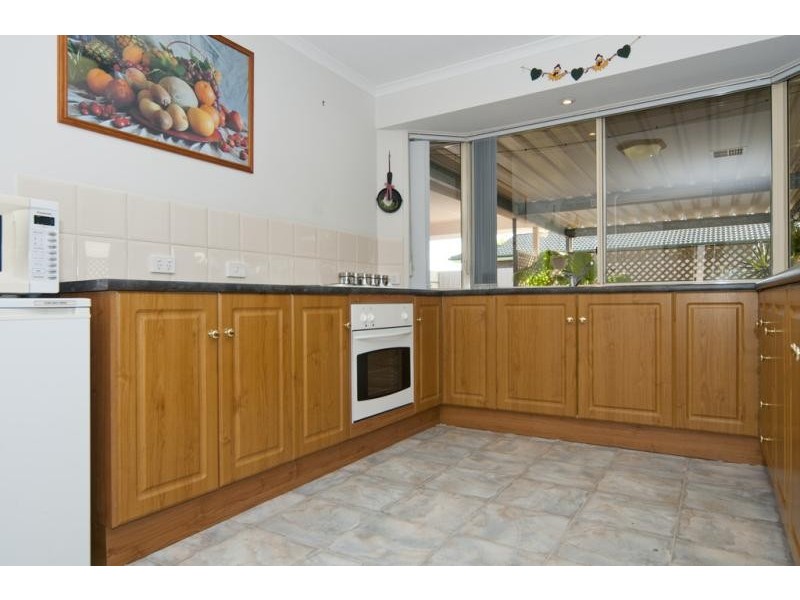 24 Jemalong Crescent, Roseworthy SA 5371