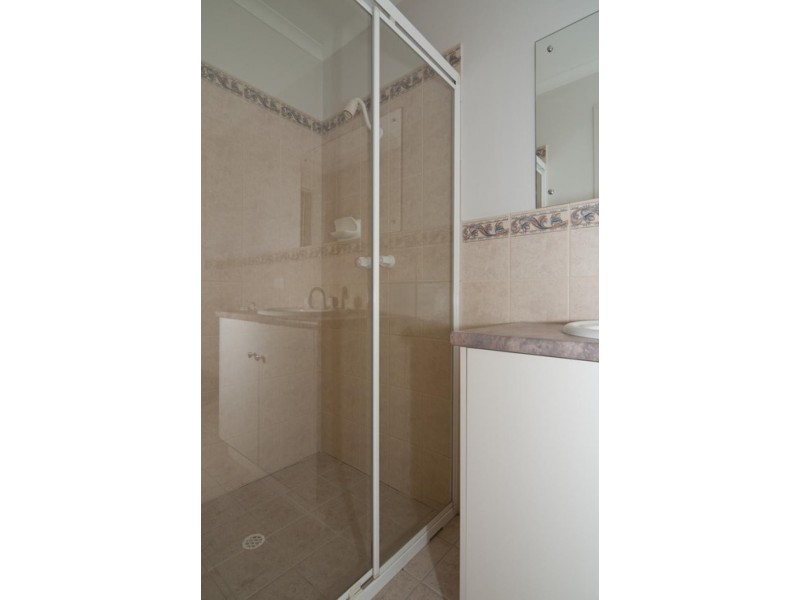 24 Jemalong Crescent, Roseworthy SA 5371