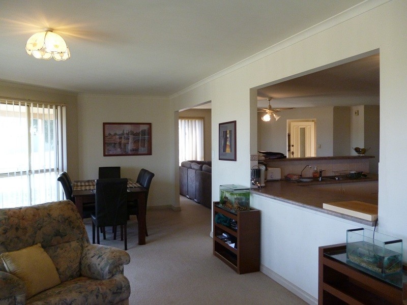 18 Osprey Parade, Hewett SA 5118