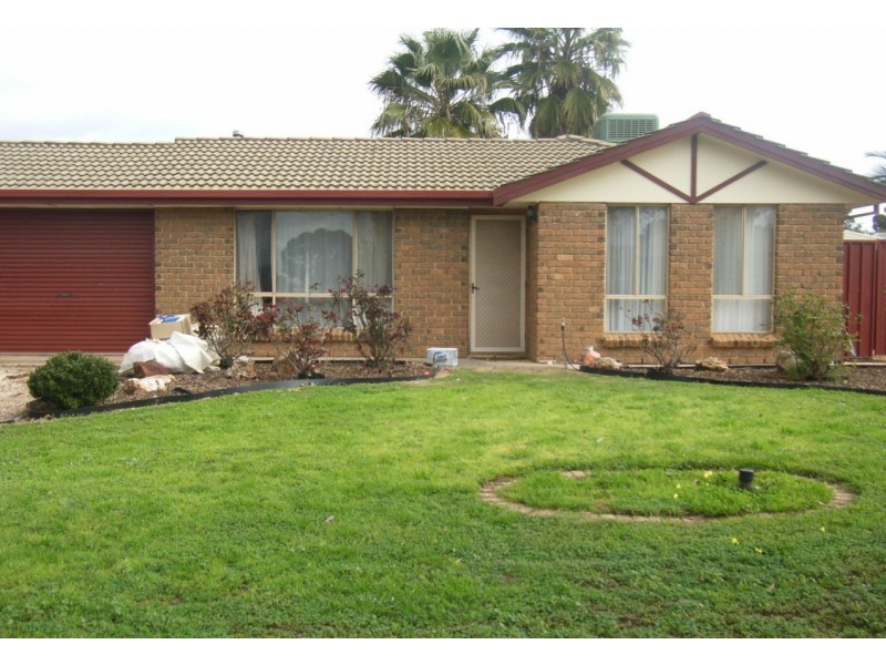 4 Window Road, Willaston SA 5118