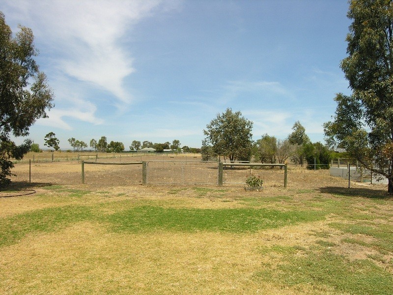 48A Dawkins Road, Two Wells SA 5501