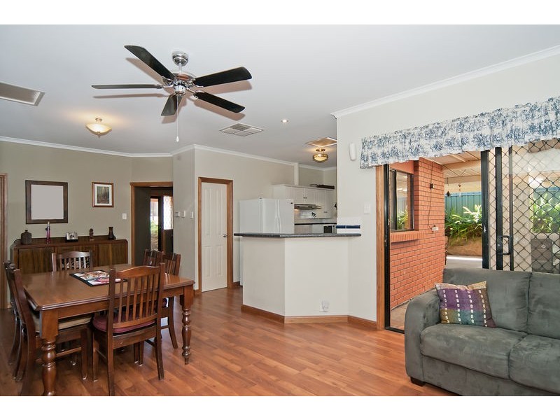 22 Selway Place, Evanston Park SA 5116