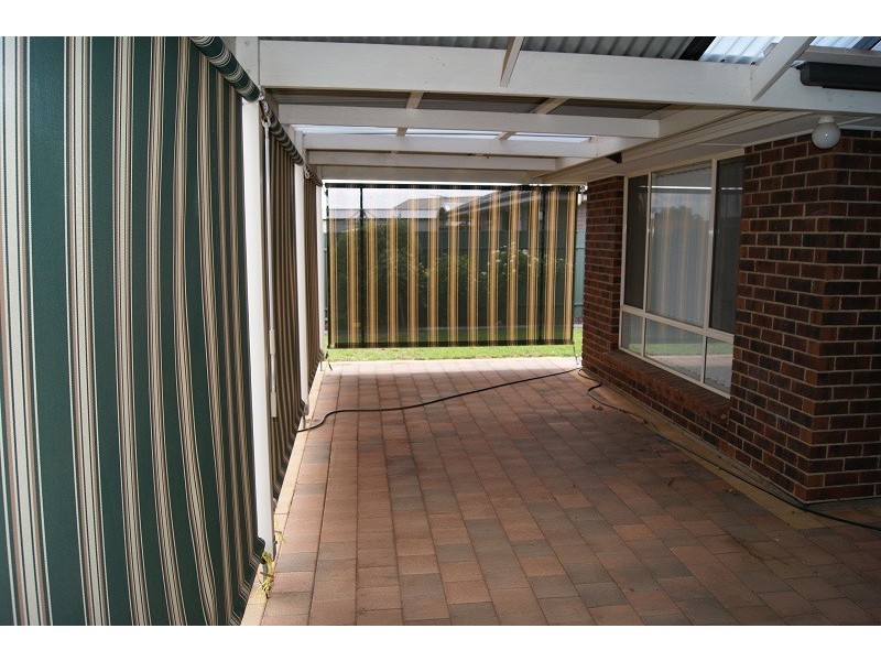 8 McKinlay Square, Hewett SA 5118