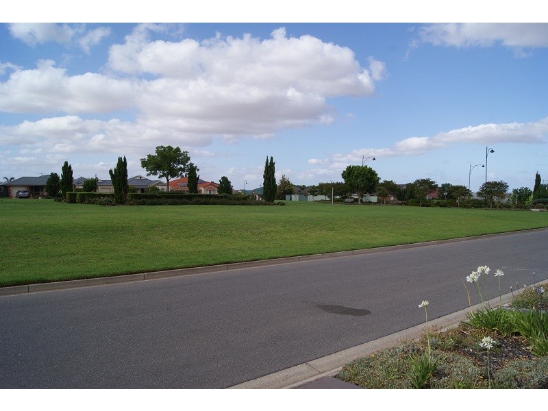 8 McKinlay Square, Hewett SA 5118