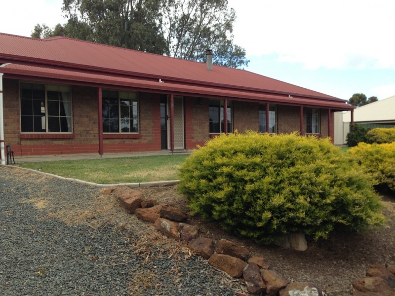 19 Church Street, Williamstown SA 5351