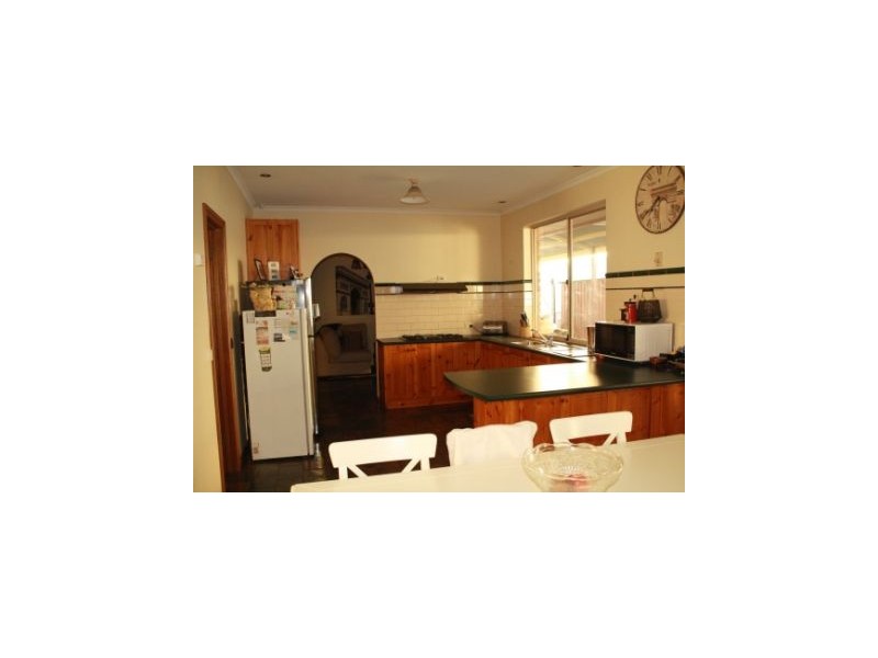 19 Church Street, Williamstown SA 5351