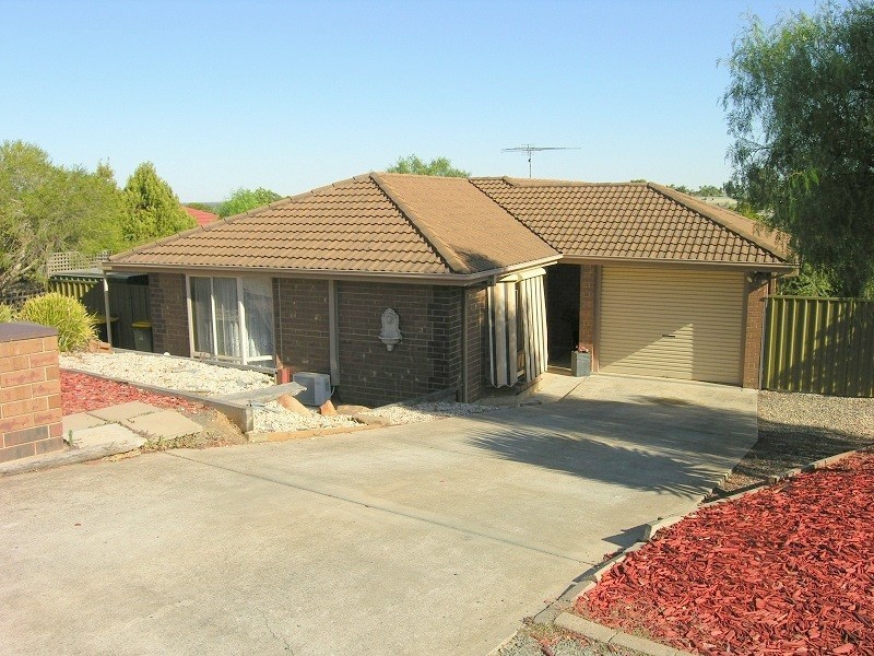 18 Wintulich Avenue, Gawler East SA 5118