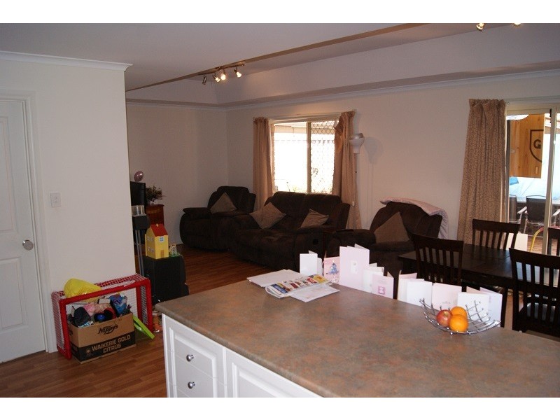 28 Rossiter Drive, Evanston Park SA 5116