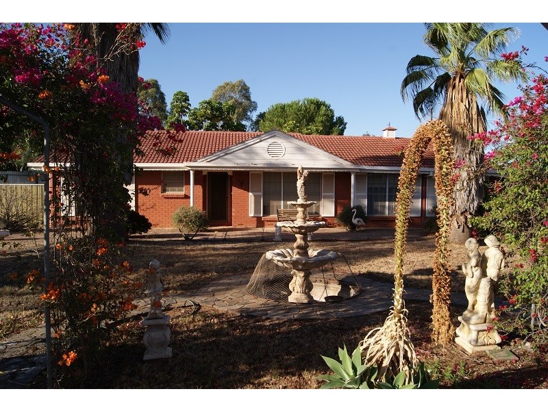 1 Eucalypt Drive, Gawler East SA 5118