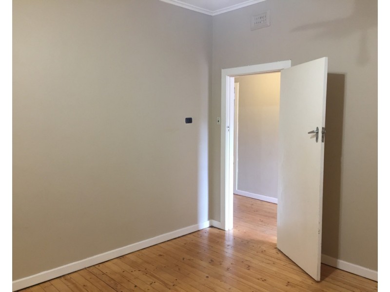 16 Davies Street, Willaston SA 5118