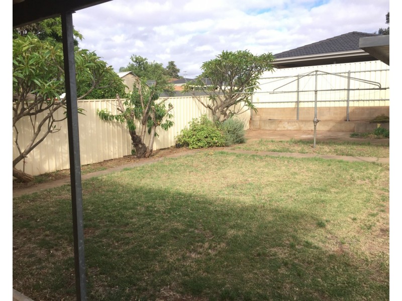 16 Davies Street, Willaston SA 5118