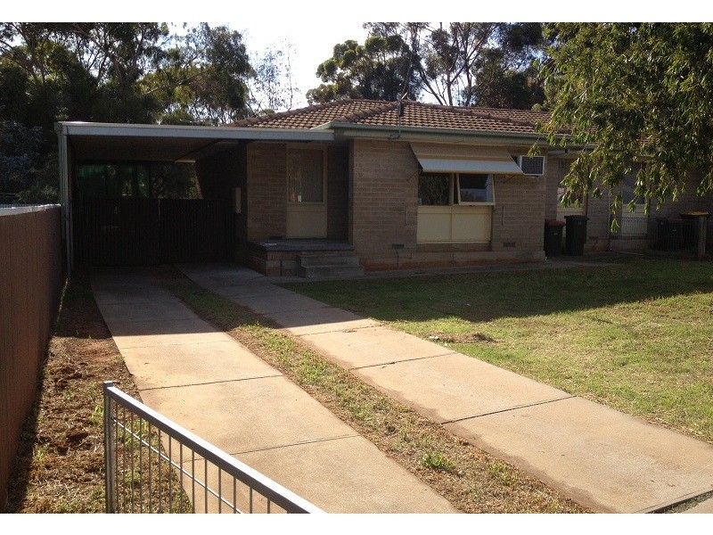 6 Bacton Street, Evanston SA 5116